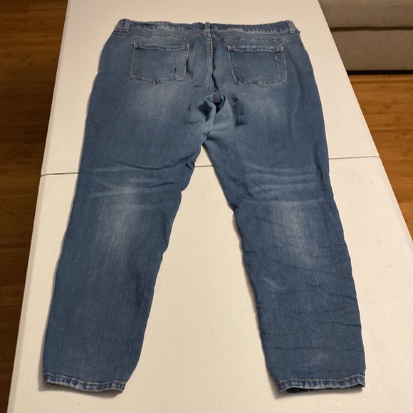 Maurice’s 20w - Picture 3 of 4